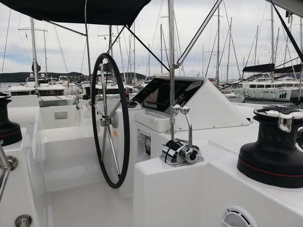 Lagoon 450 F | Nada