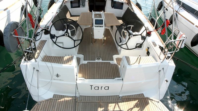 Jeanneau Sun Odyssey 389 | Tara