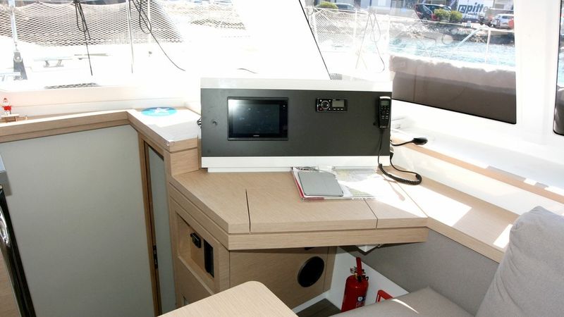 Fountaine Pajot Lucia 40 | Luna Rossa 2