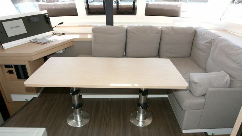 Fountaine Pajot Lucia 40 | Luna Rossa 2