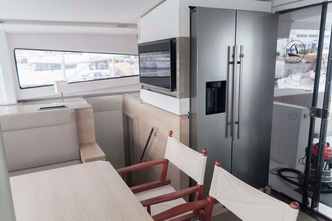 Bali 4.5 | Sylvester