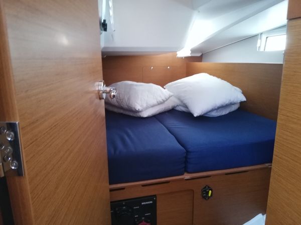 Jeanneau Sun Odyssey 490 | Athina