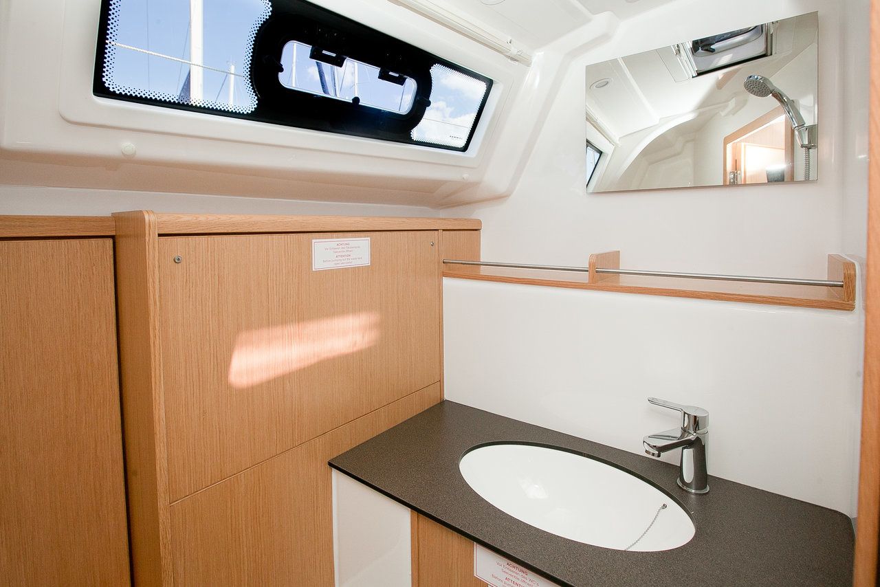 Bavaria Cruiser 37 | Matija