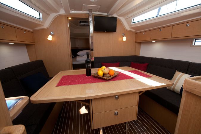 Bavaria Cruiser 37 | Matija