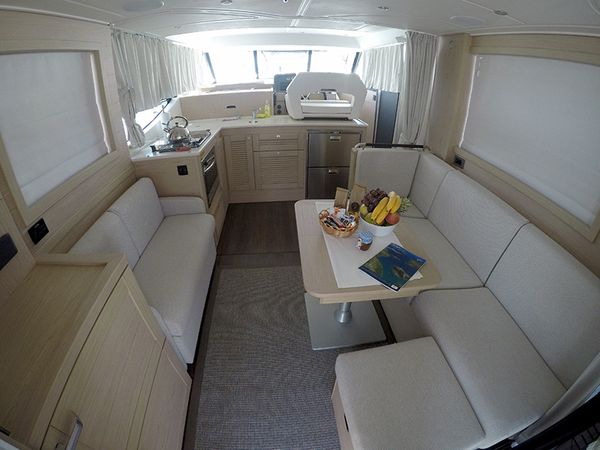 Beneteau Swift Trawler 47 | Ocean dreamer