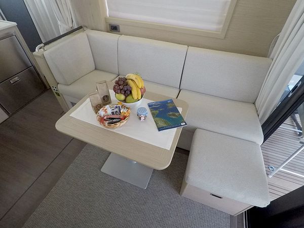 Beneteau Swift Trawler 47 | Ocean dreamer