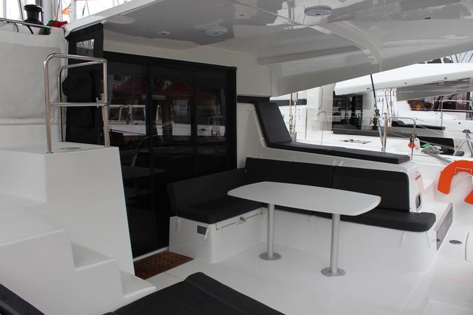 Lagoon 42 | Melissanthi