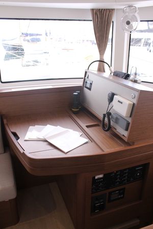 Lagoon 42 | Melissanthi