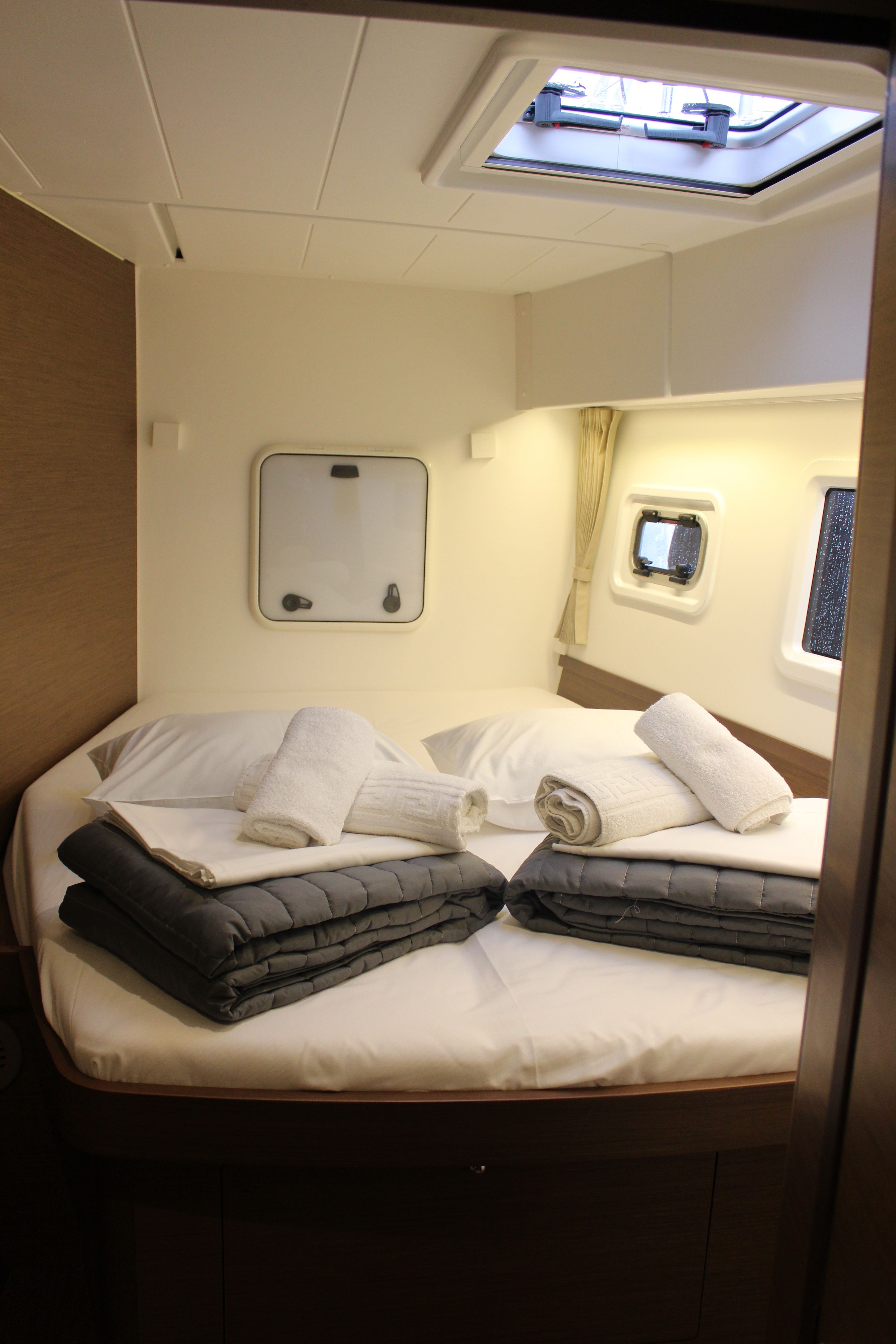 Lagoon 42 | Melissanthi