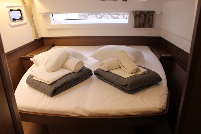 Lagoon 42 | Melissanthi