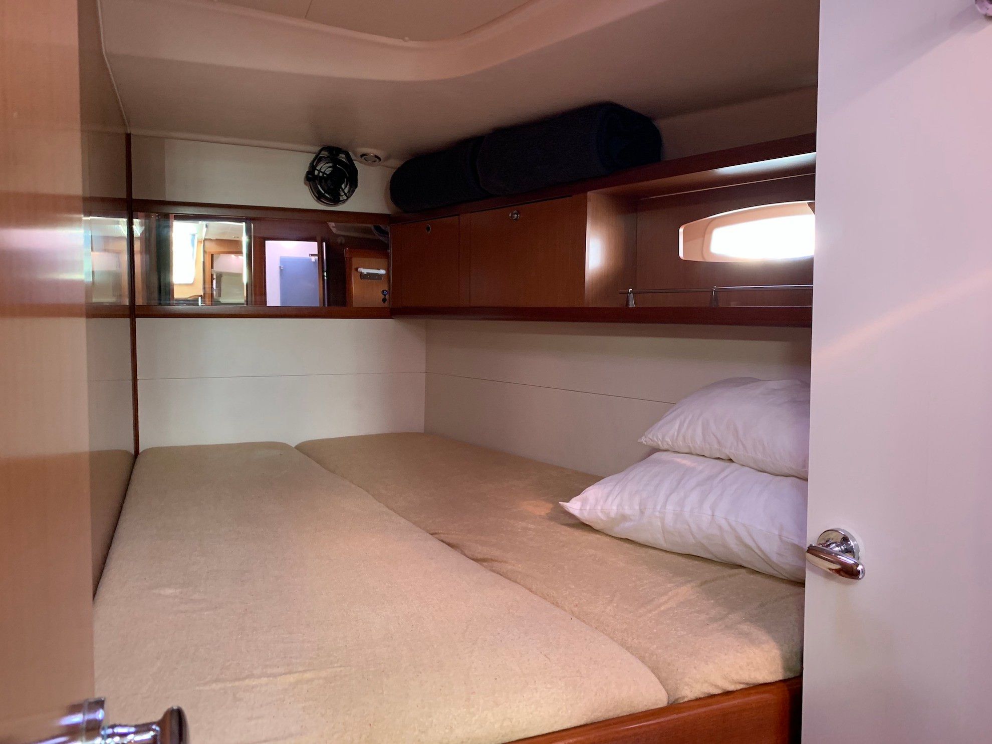 Beneteau Oceanis 54 | Sirena De Oro
