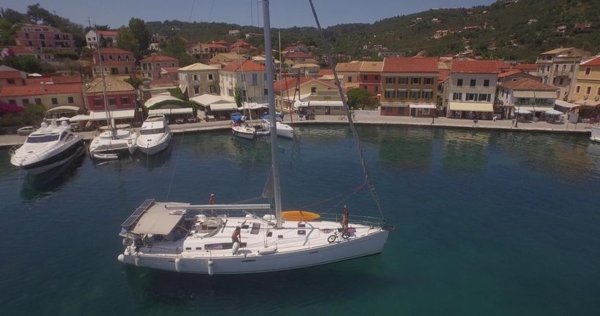 Beneteau Oceanis 54 | Sirena De Oro