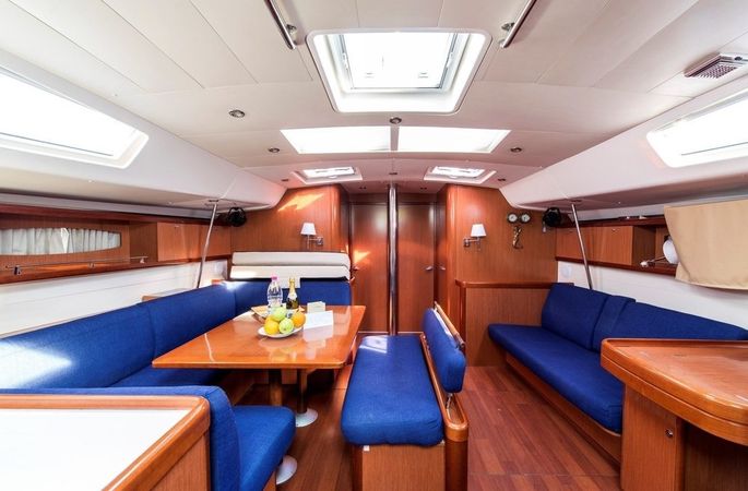 Beneteau Oceanis 54 | Sirena De Oro