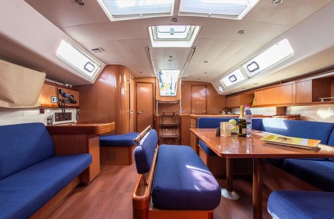 Beneteau Oceanis 54 | Sirena De Oro