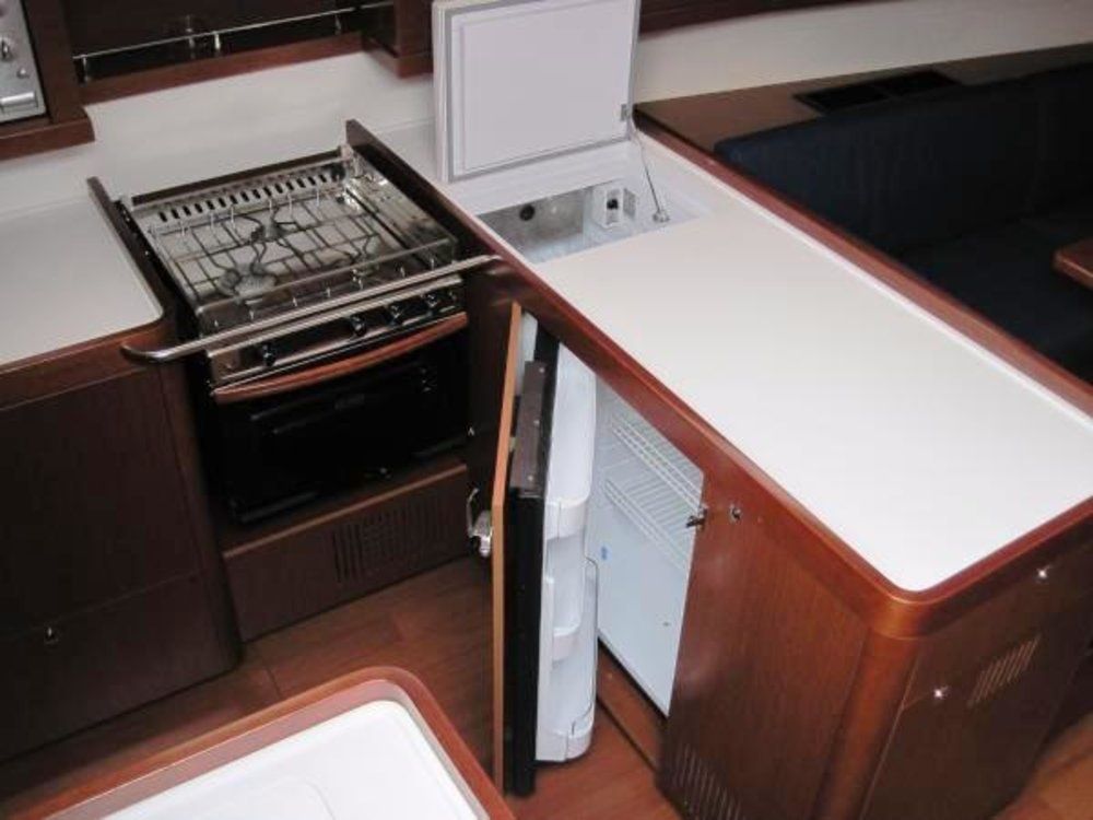 Beneteau Oceanis 54 | Sirena De Oro