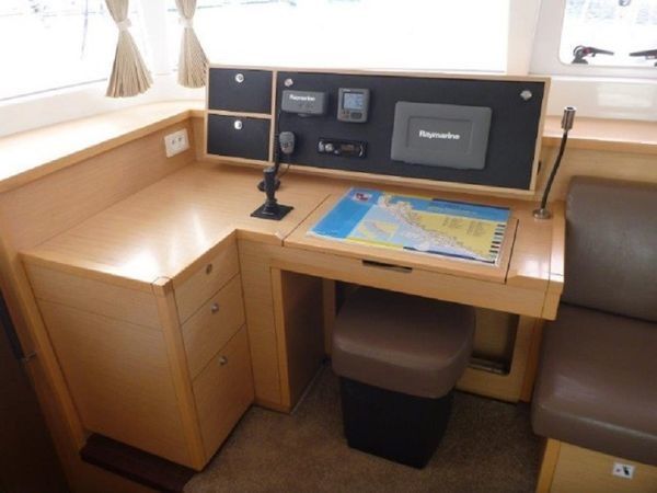 Lagoon 450 F | Loumilis 2