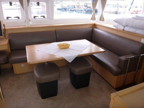 Lagoon 450 F | Loumilis 2