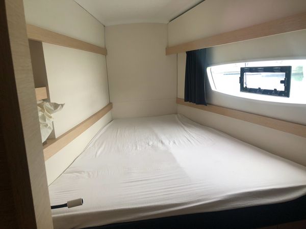 Fountaine Pajot Lucia 40 | Balisier