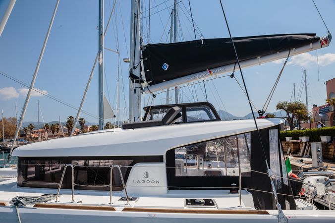 Lagoon 40 | Mascalzone Lametino