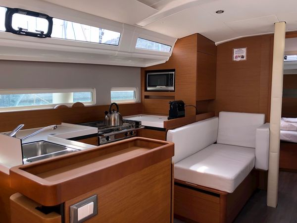 Jeanneau Sun Odyssey 410 | Eumephe