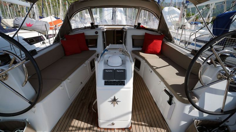 Jeanneau Sun Odyssey 410 | Free Me