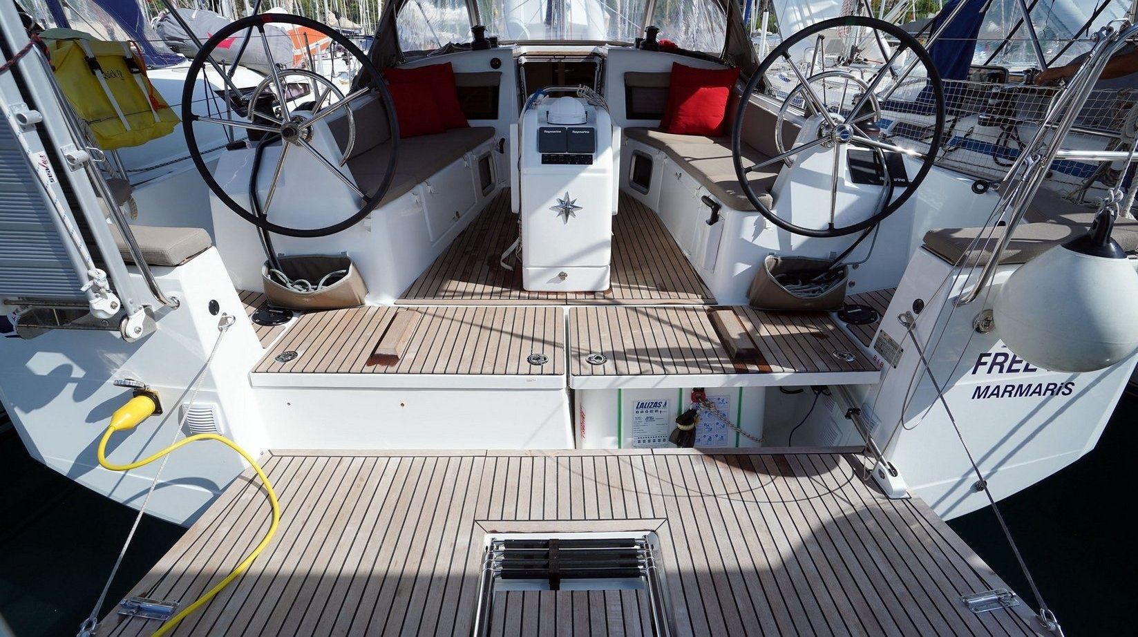 Jeanneau Sun Odyssey 410 | Free Me