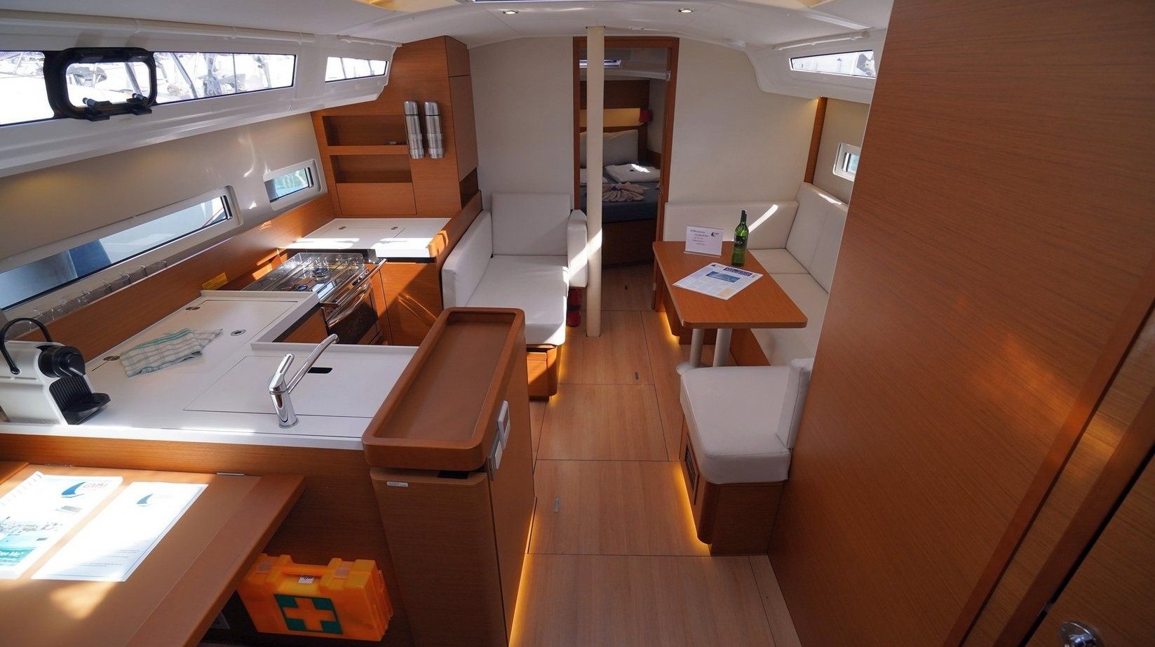 Jeanneau Sun Odyssey 410 | Free Me