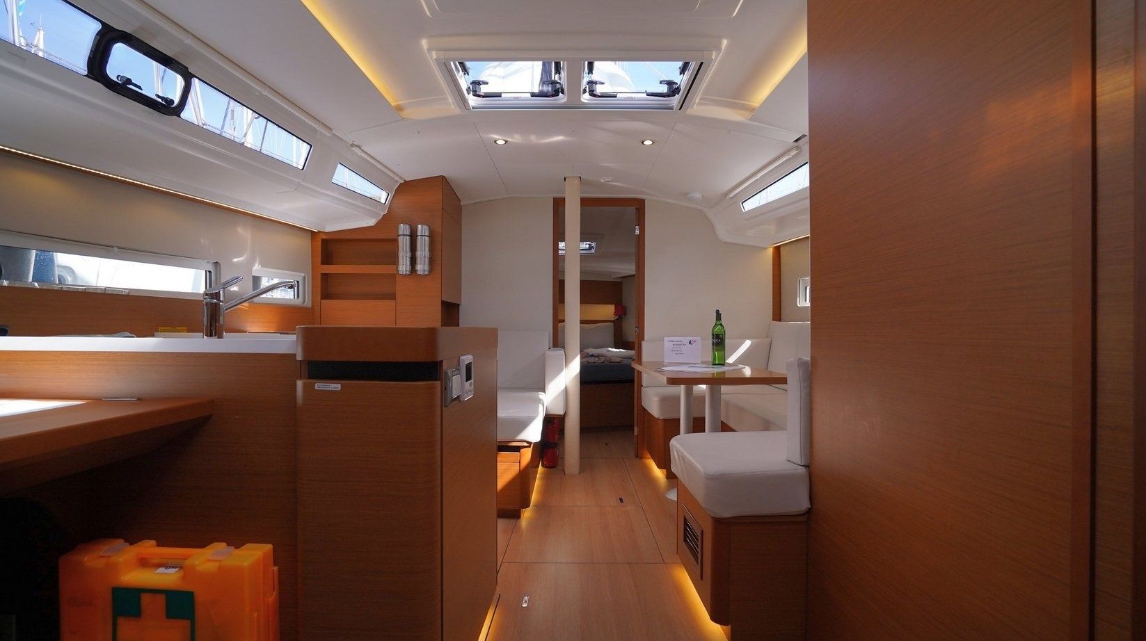 Jeanneau Sun Odyssey 410 | Free Me