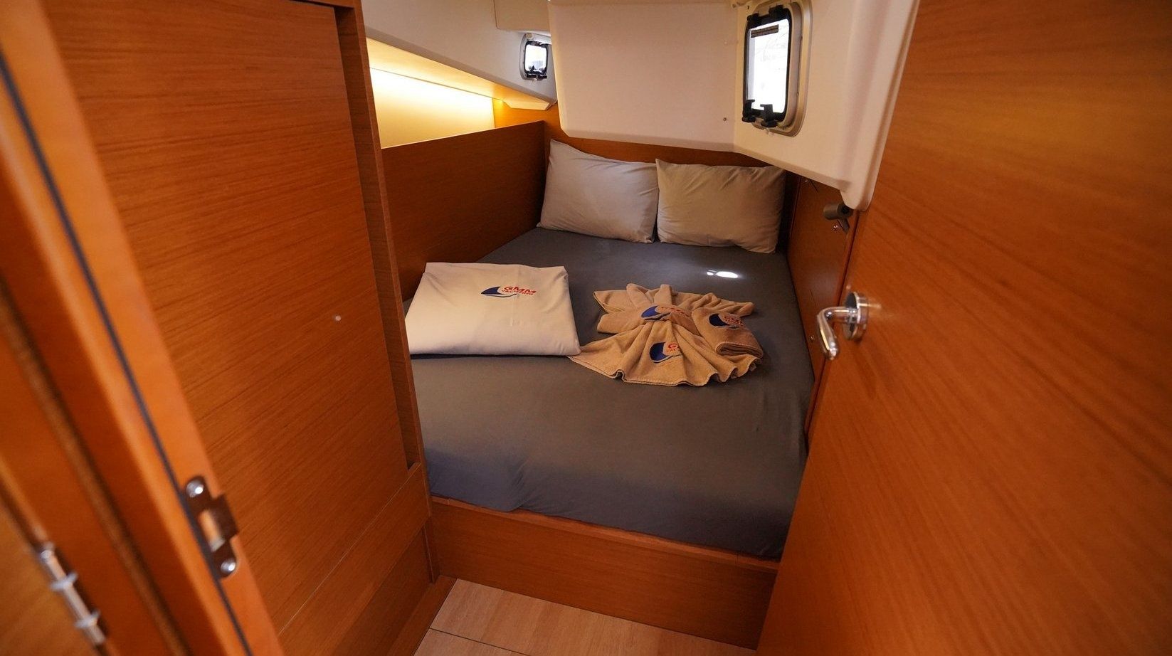 Jeanneau Sun Odyssey 410 | Free Me