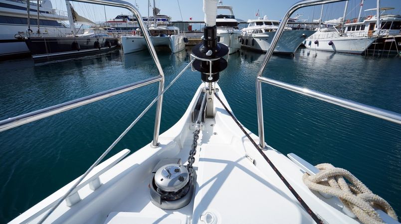 Jeanneau Sun Odyssey 490 | Red Marlin