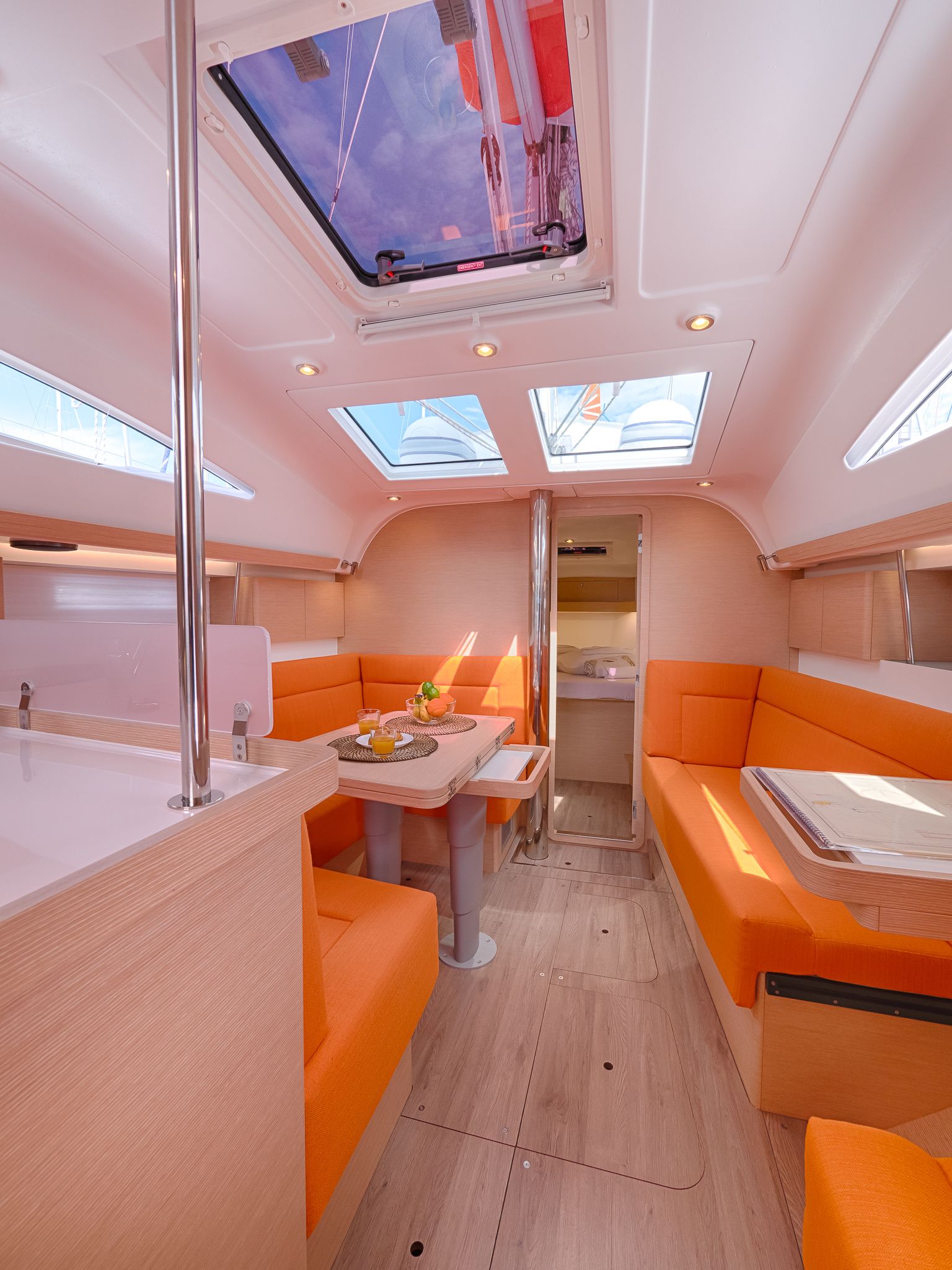 Elan 40 Impression | Happy