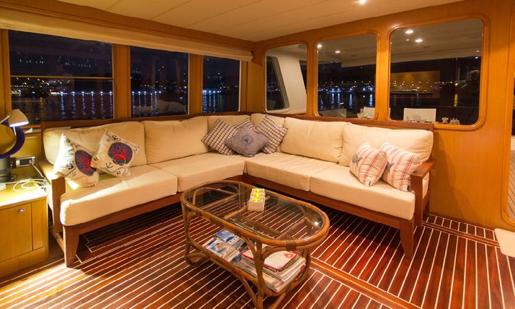 Trawler 77 | Troy Explorer