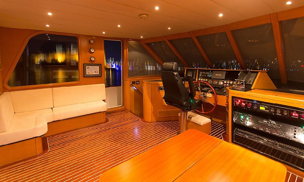 Trawler 77 | Troy Explorer