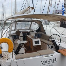 Dufour 390 | Martini