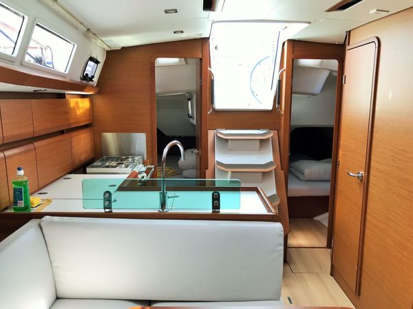 Jeanneau Sun Odyssey 389 | Freddie