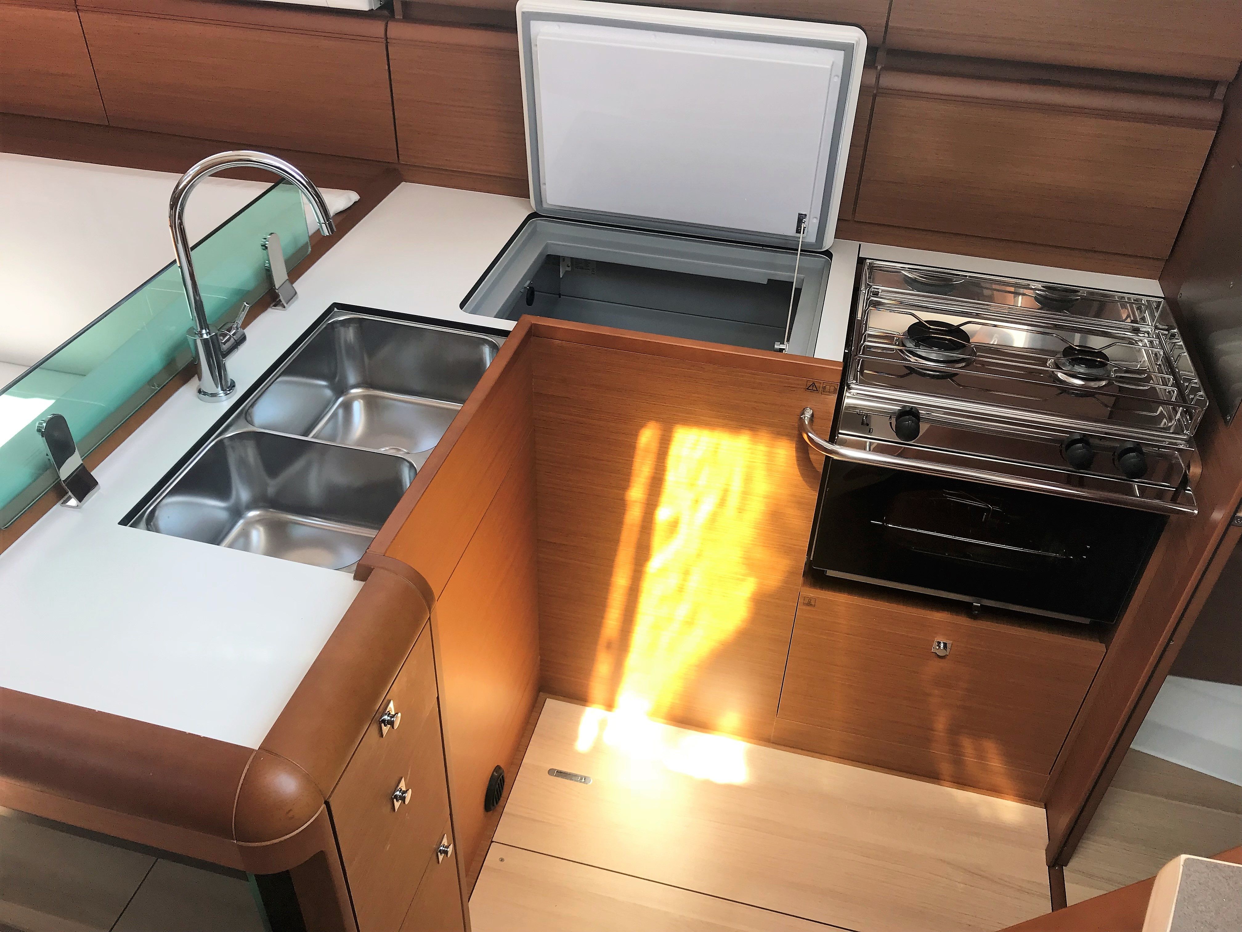 Jeanneau Sun Odyssey 419 | Marley