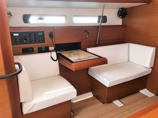 Jeanneau Sun Odyssey 449 | Hallyday