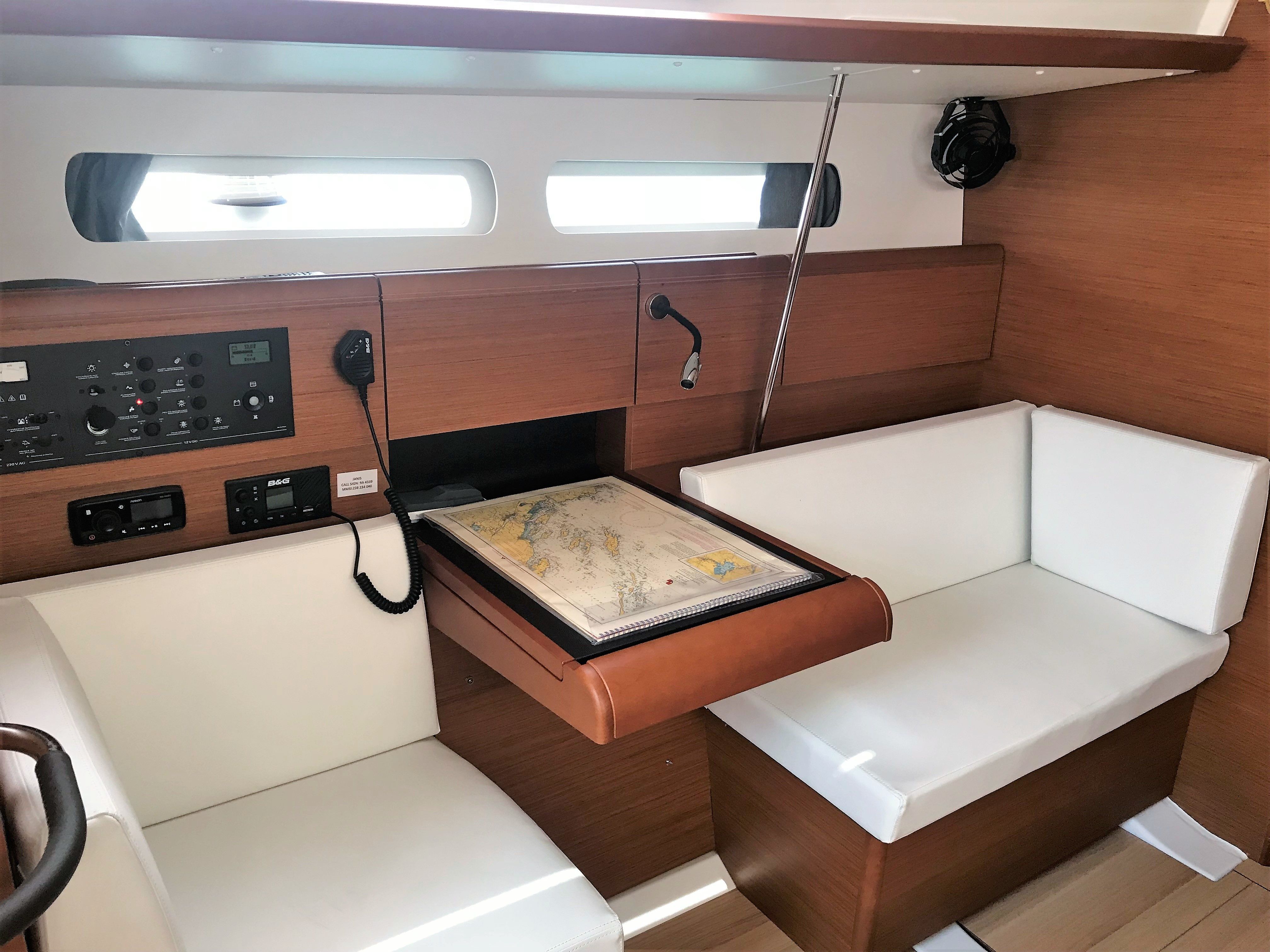 Jeanneau Sun Odyssey 449 | Hallyday