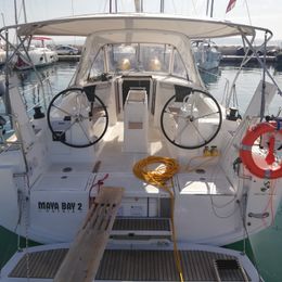 Beneteau Oceanis 35.1 | Maya Bay 2