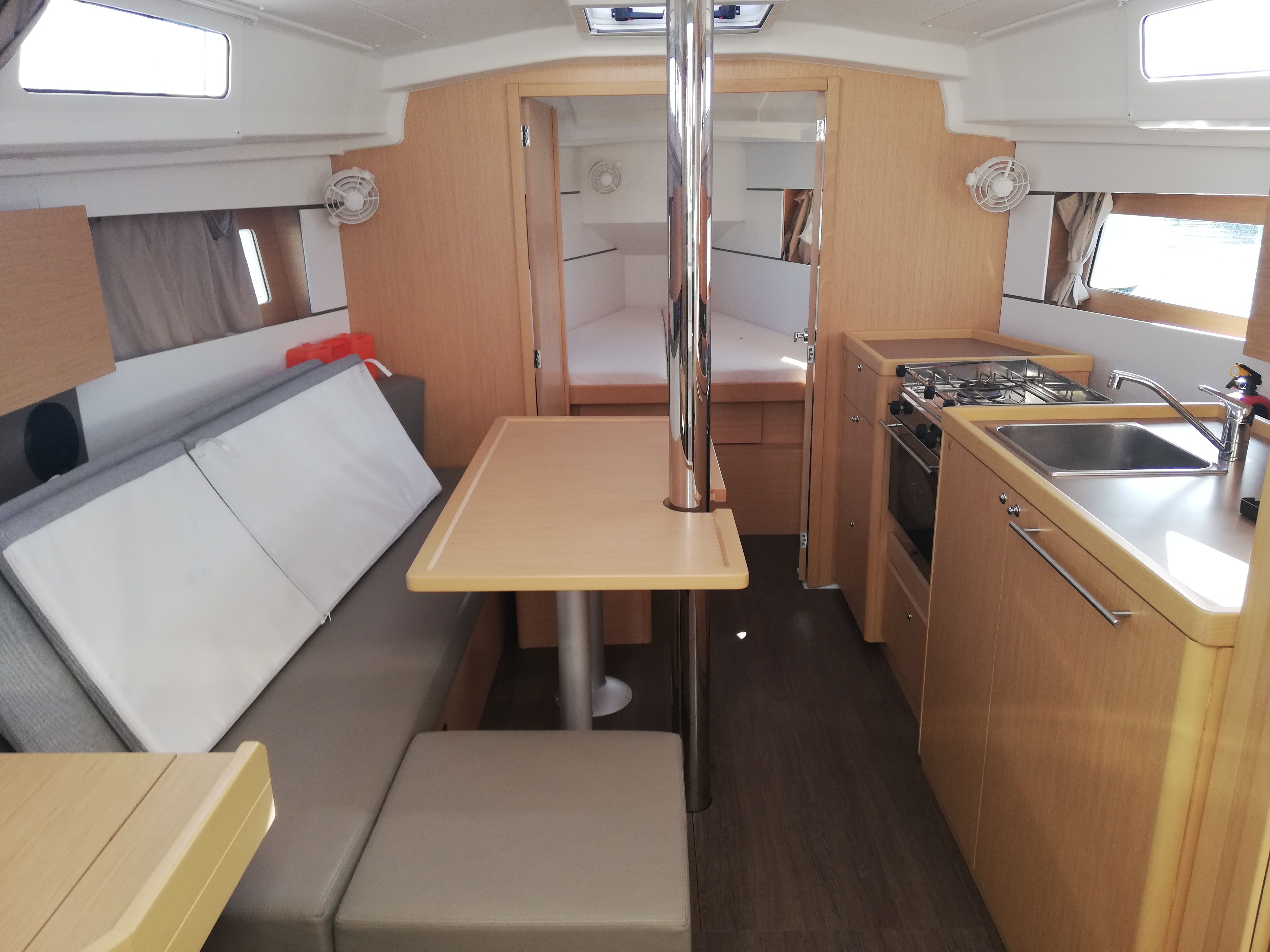 Beneteau Oceanis 35.1 | Maya Bay 2