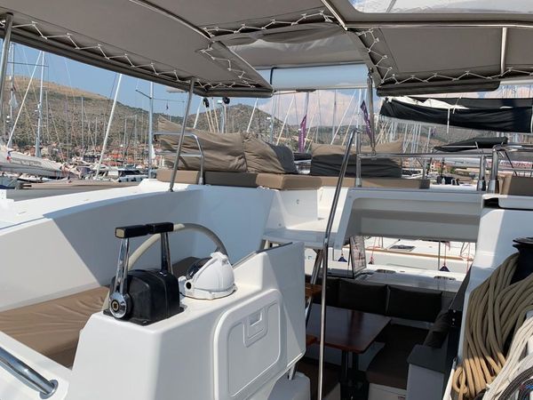 Fountaine Pajot Saba 50 | Anna Isabella