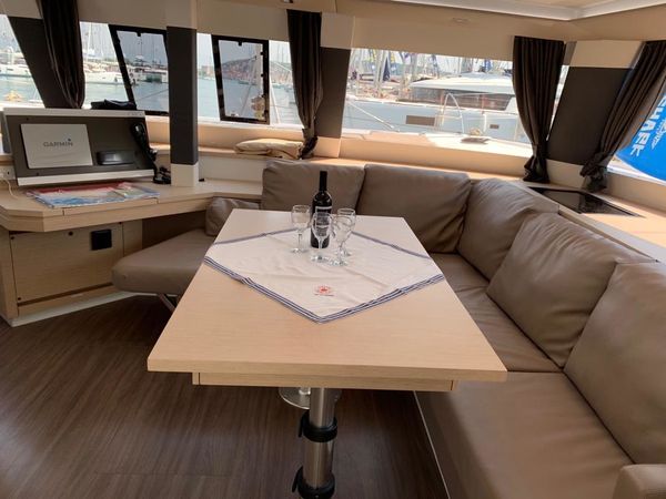 Fountaine Pajot Saba 50 | Anna Isabella