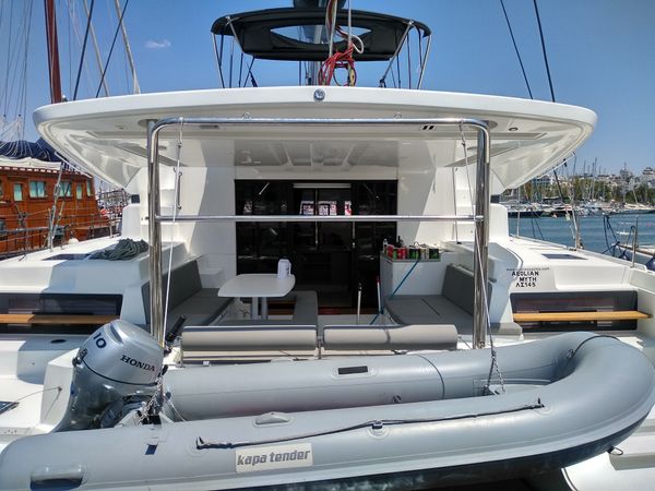 Lagoon 50 | Aeolian Myth