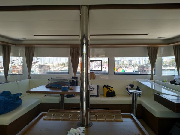 Lagoon 50 | Aeolian Myth