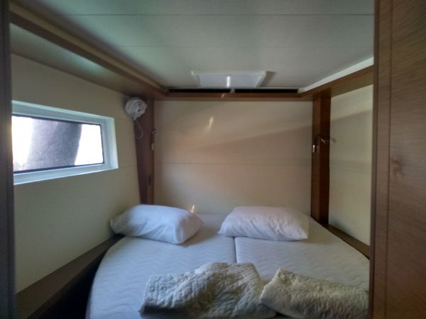 Lagoon 50 | Aeolian Myth