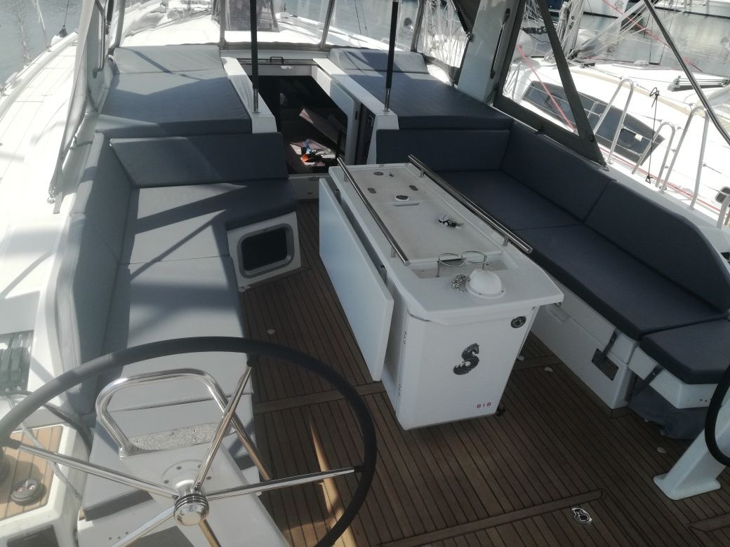 Beneteau Oceanis 51 | Aeolian Muse
