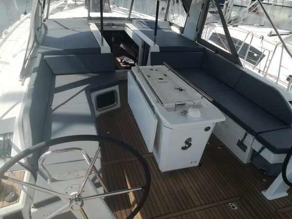 Beneteau Oceanis 51 | Aeolian Muse