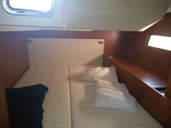 Beneteau Oceanis 51 | Aeolian Muse