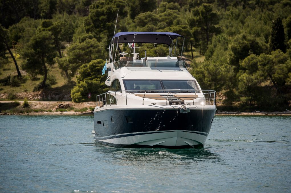Fairline 42 | Solitaire