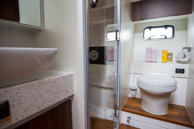 Fairline 42 | Solitaire